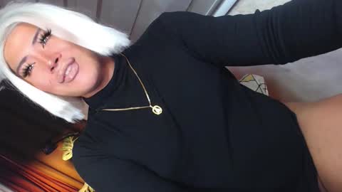 Snapshot of gorgeous_devilxxx chatting on 02/16/26, 02:18 Samantha online show from 02/16/26, 02:18