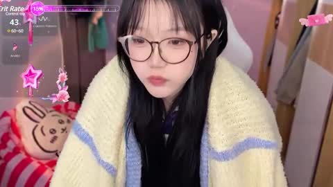 gorgeous girl33 online show from 12/12/24, 11:47