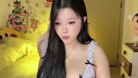 gorgeous girl33 online show from 10/08/25, 07:33