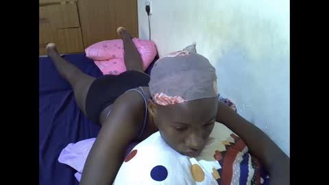 gorgeous_maya1 online show from 12/22/25, 04:59