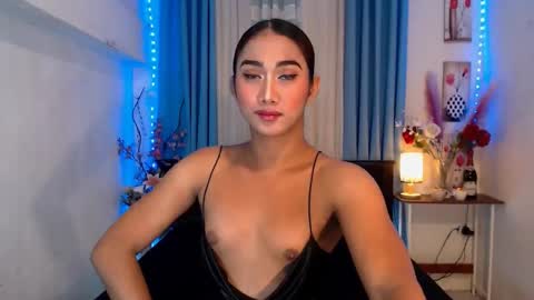 Snapshot of gorgeous_nicole chatting on 01/07/25, 07:49 gorgeous_nicole online show from 01/07/25, 07:49