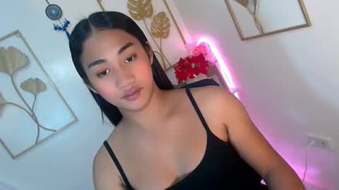 Snapshot of gorgeous_nicole chatting on 11/22/25, 12:37 gorgeous_nicole online show from 11/22/25, 12:37