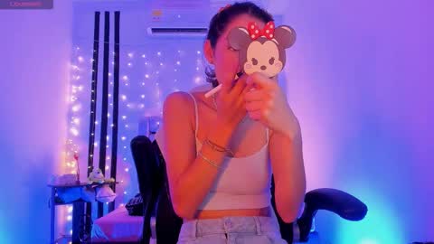 i am Jessi  I love animals and drawing I hope to get along with everyone. XOXO online show from 02/04/26, 07:20