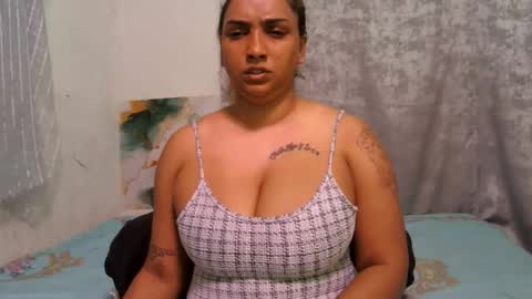 gorgeouslips10 online show from 05/23/26, 04:22