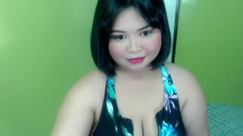 Snapshot of gorgeuos_mae chatting on 07/13/26, 05:43 MAE online show from 07/13/26, 05:43