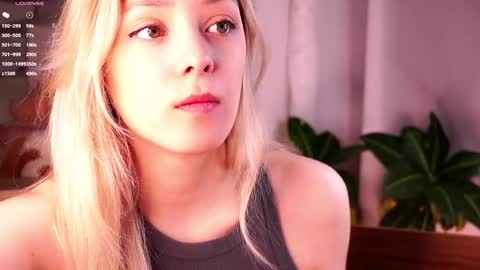 Luna online show from 05/30/26, 01:57