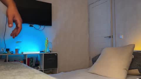 Baby online show from 09/14/25, 07:40