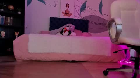 Snapshot of goth_alice chatting on 02/10/26, 07:51 Alice online show from 02/10/26, 07:51