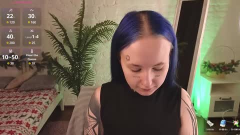 Snapshot of goth_babydoll chatting on 01/02/25, 01:19 Benny online show from 01/02/25, 01:19