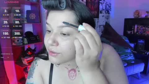 Snapshot of goth_stein chatting on 10/07/25, 03:47 Engel Please help me to reach 50 thumbs up online show from 10/07/25, 03:47