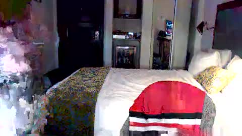 gothbaby305 online show from 12/03/24, 12:59