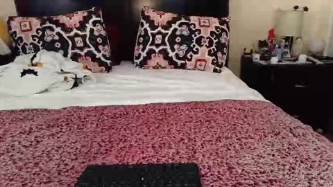 gothbaby305 online show from 12/01/25, 12:54