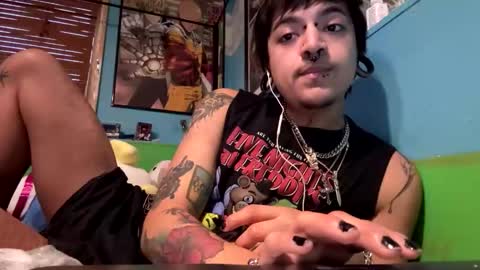 Snapshot of gothboitoy chatting on 12/29/24, 10:25 Gothboitoy online show from 12/29/24, 10:25
