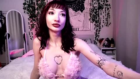    online show from 01/05/25, 03:53