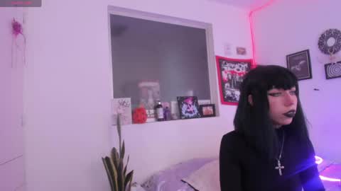 hi my name is Elizabeth nice to meet you online show from 05/02/26, 06:35