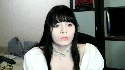 gothickq online show from 06/25/26, 06:34