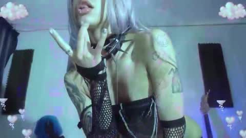        online show from 10/18/25, 05:32