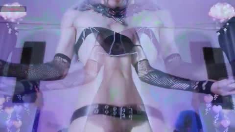 Snapshot of gothicute chatting on 02/11/26, 08:19 online show from 02/11/26, 08:19