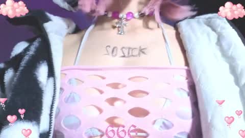 Snapshot of gothicute chatting on 06/05/26, 06:52 online show from 06/05/26, 06:52