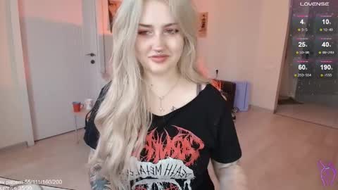 traumfrau Kira angel face devil eyes I SELL A LOT VIDEO IN GALLERY online show from 03/27/26, 11:21