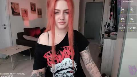 Snapshot of gothkittys chatting on 05/19/26, 11:38 traumfrau Kira angel face devil eyes I SELL A LOT VIDEO IN GALLERY online show from 05/19/26, 11:38