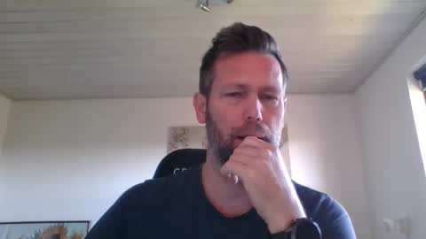 Snapshot of gotta1234 chatting on 09/27/25, 08:52 gotta1234 online show from 09/27/25, 08:52