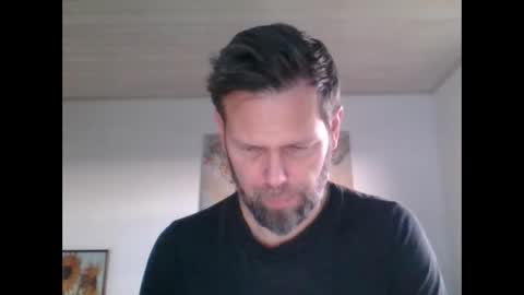 Snapshot of gotta1234 chatting on 11/23/25, 08:03 gotta1234 online show from 11/23/25, 08:03