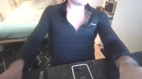 goura2000 online show from 01/12/26, 09:20