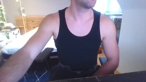 goura2000 online show from 02/10/26, 01:59