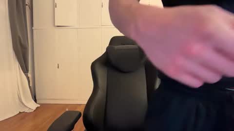 Snapshot of goyowild chatting on 12/21/25, 05:25 Creamcouple online show from 12/21/25, 05:25