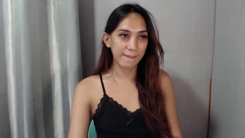 HoneyGrace online show from 04/28/26, 05:56