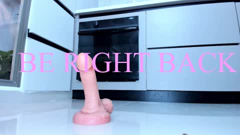 GRACE KIROZ online show from 02/10/25, 06:42