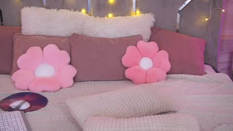 gracedaviess online show from 04/17/26, 03:04