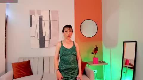 Zuly online show from 03/17/26, 08:45