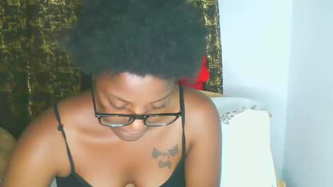 graceessy online show from 11/01/25, 03:14