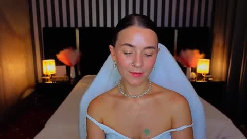 Snapshot of gracefulmichelle chatting on 07/19/26, 07:17 gracefulmichelle online show from 07/19/26, 07:17