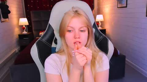 Grace Glamour online show from 02/25/25, 08:47