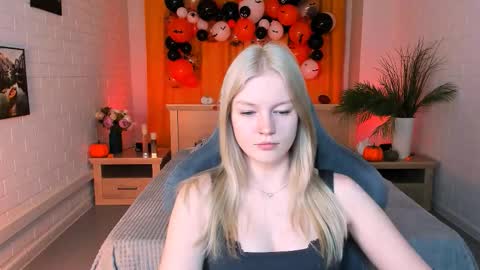 Grace Glamour online show from 10/21/25, 05:08