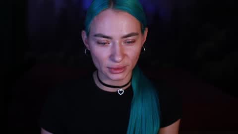 Snapshot of gracegreen chatting on 12/15/24, 03:20 I will be glad to see you 30 N 1800 - 2300 gmt3 online show from 12/15/24, 03:20