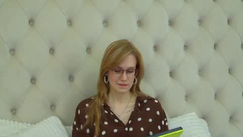 Grace online show from 04/14/26, 04:51