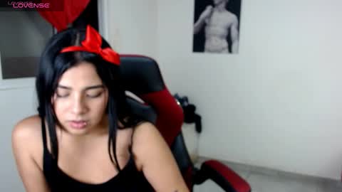 Grace Woe online show from 11/16/25, 03:34