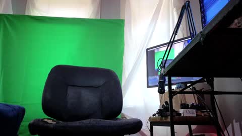 Snapshot of grandenegropolla chatting on 01/07/25, 03:23 LOADS OF VIDS ONLY online show from 01/07/25, 03:23