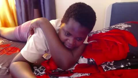 Snapshot of grannylover_ chatting on 02/12/25, 12:22 grannylover_ online show from 02/12/25, 12:22