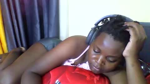 Snapshot of grannylover_ chatting on 10/11/25, 06:01 grannylover_ online show from 10/11/25, 06:01