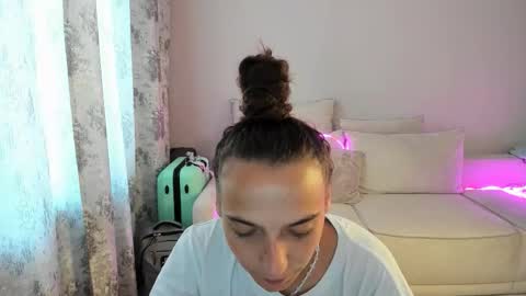 Anna online show from 03/30/26, 02:01