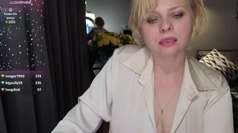 Ray online show from 02/19/25, 03:49