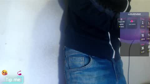 Gray online show from 12/22/25, 06:43