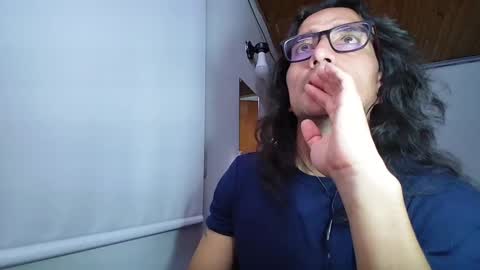 Snapshot of grayrosty chatting on 02/28/25, 06:20 grayrosty online show from 02/28/25, 06:20