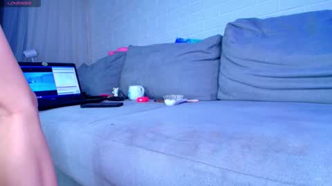 Anny online show from 02/18/26, 11:22