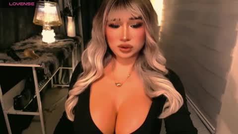 PAULATHEONE online show from 10/12/25, 11:04